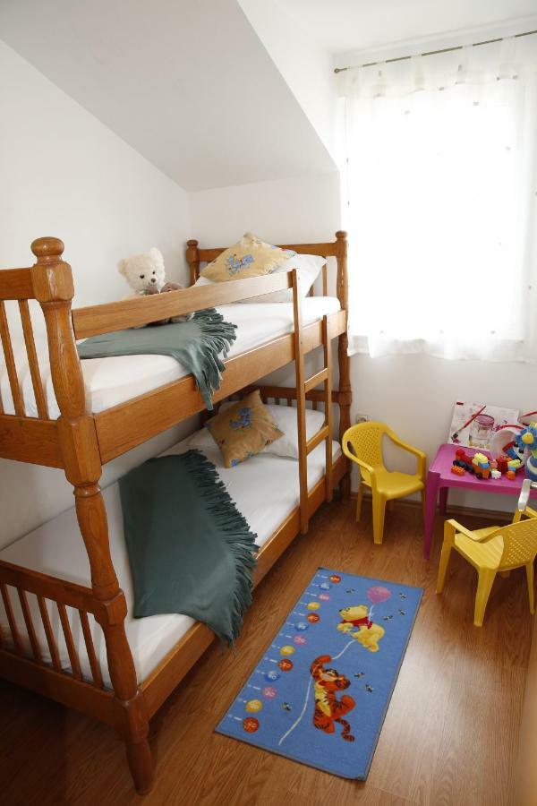 Apartman Alica Srima Водице Екстериор снимка