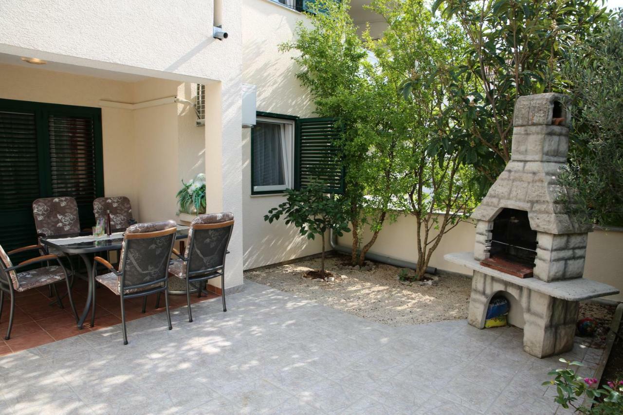 Apartman Alica Srima Водице Екстериор снимка