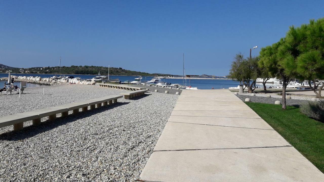 Apartman Alica Srima Водице Екстериор снимка
